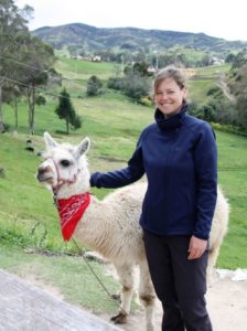 Maria in Ingapirca mit Lama