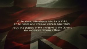 Illustration im Waitangi Museum: Only the shadow of the land goes to the Queen; the substance remains with us.